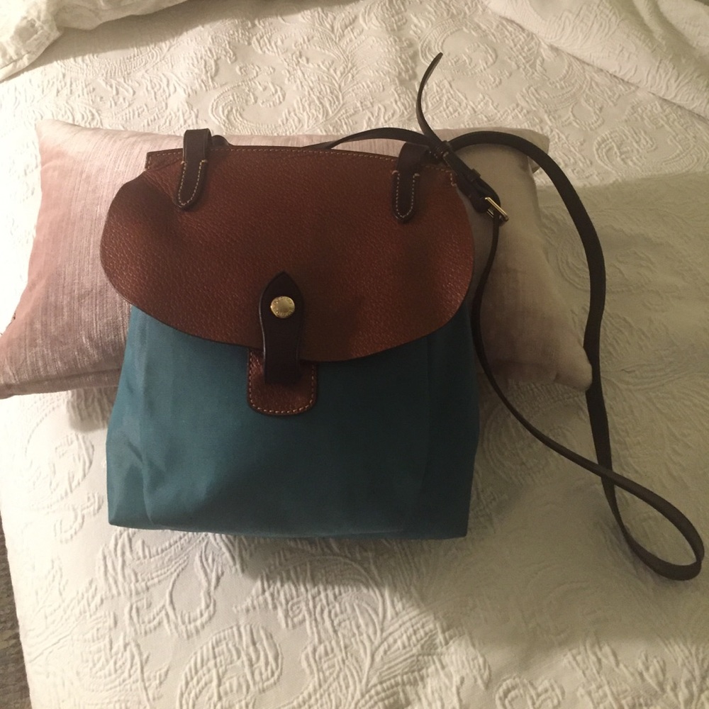 Dooney & Bourke Purse